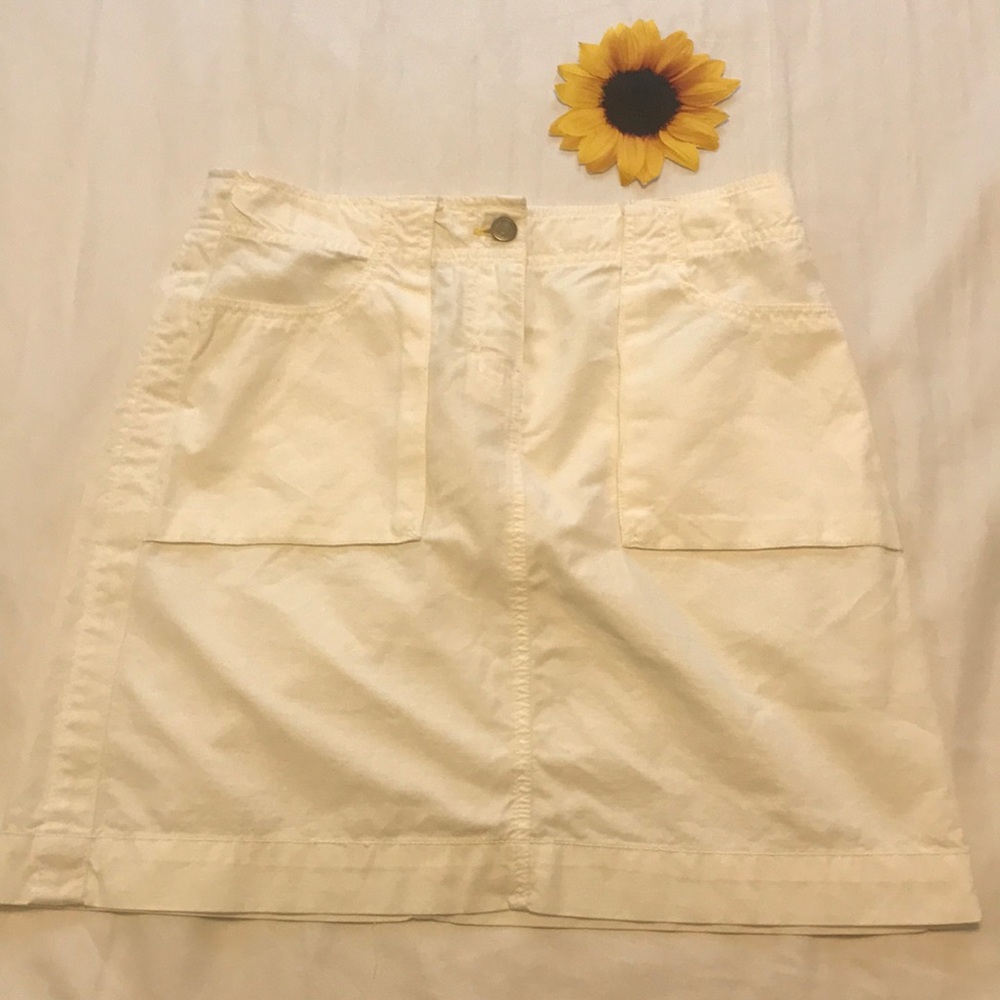 🎉 J.crew white mini skirt